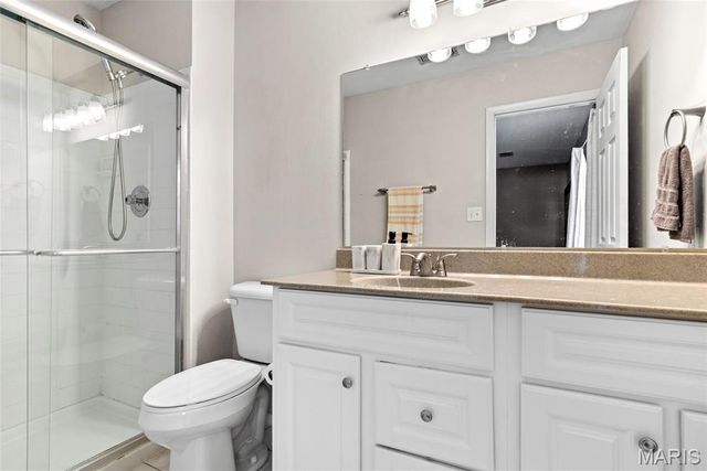 1833 Misty Moss Drive, Maryland Heights, MO 63146