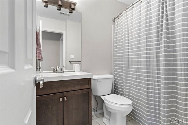 1833 Misty Moss Drive, Maryland Heights, MO 63146