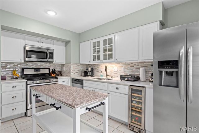 1833 Misty Moss Drive, Maryland Heights, MO 63146