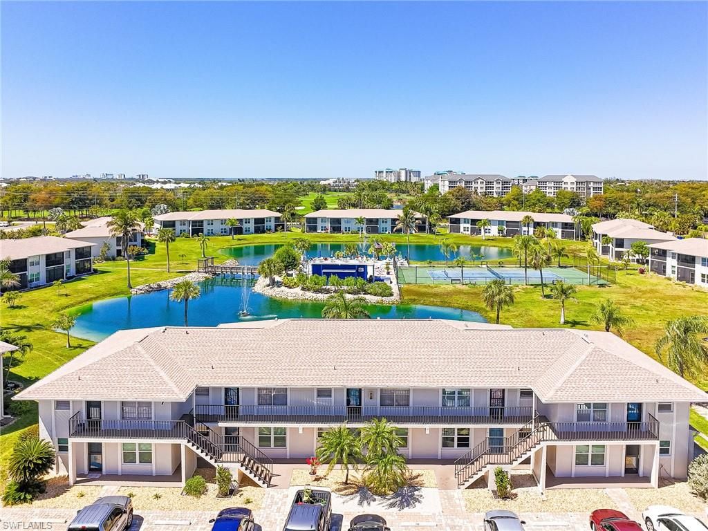 16007 Davis RD 713, FORT MYERS, FL 33908 — exterior