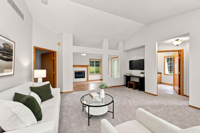 8521 Telford Lane, Brooklyn Park, MN 55443