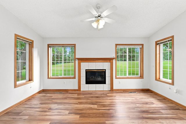 8521 Telford Lane, Brooklyn Park, MN 55443