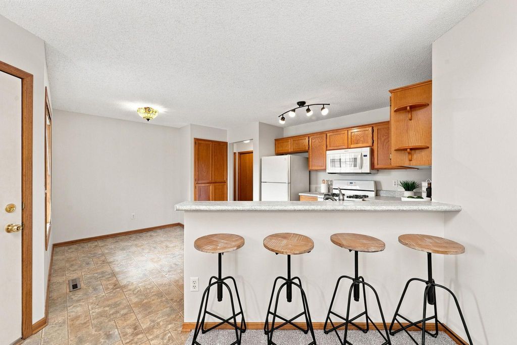 8521 Telford Lane, Brooklyn Park, MN 55443 — photo 5