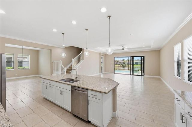 4722 Formosa DR, Naples, FL 34119
