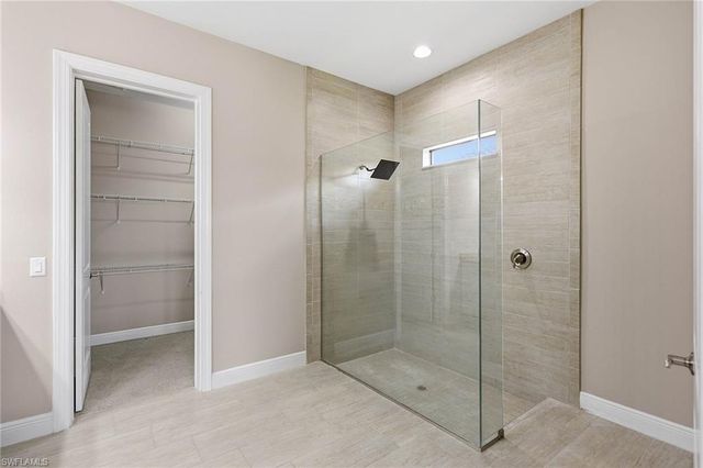 4722 Formosa DR, Naples, FL 34119