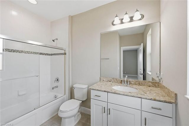 4722 Formosa DR, Naples, FL 34119