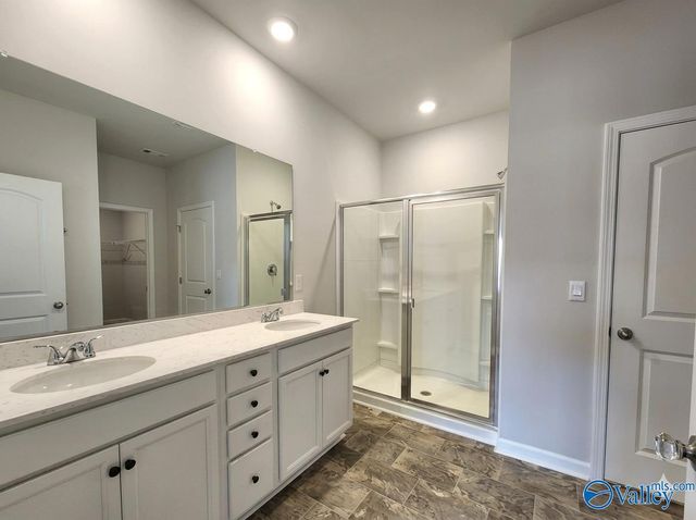 101 NE Canonbury Drive NE, New Market, AL 35761