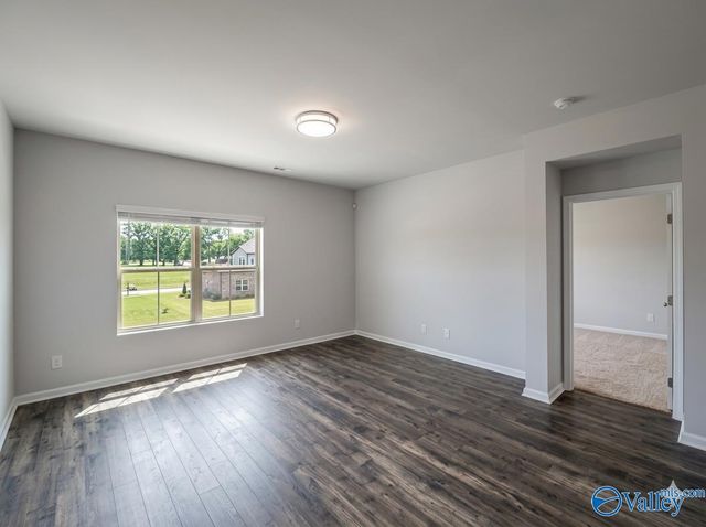 101 NE Canonbury Drive NE, New Market, AL 35761