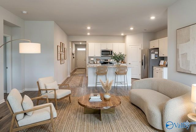 101 NE Canonbury Drive NE, New Market, AL 35761