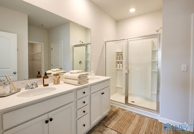 101 NE Canonbury Drive NE, New Market, AL 35761