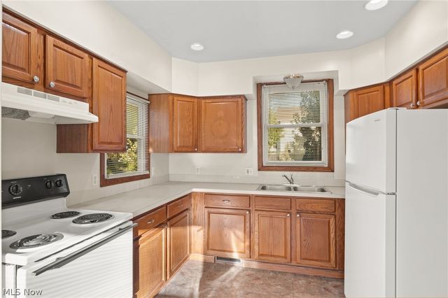 1187 Duane Avenue, Akron, OH 44306