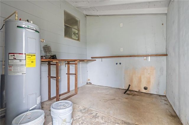 6980 Kenny Lundy Road, Theodore, AL 36582