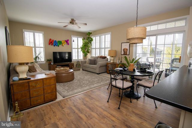 2003 HUNT MASTER LN, Glen Mills, PA 19342