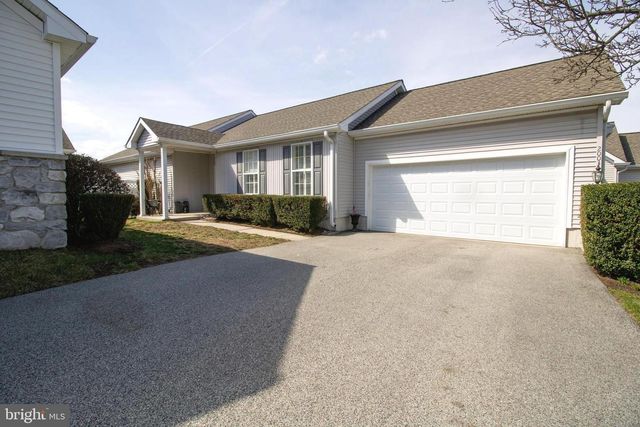 2003 HUNT MASTER LN, Glen Mills, PA 19342