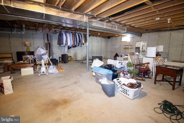 2003 HUNT MASTER LN, Glen Mills, PA 19342