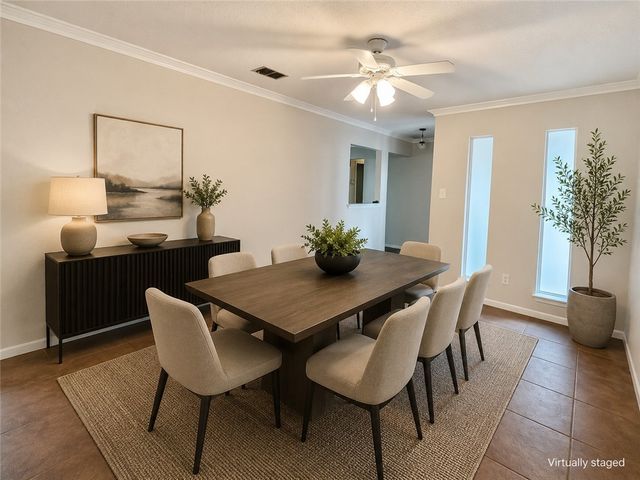 105 Chispa Dr, Portland, TX 78374