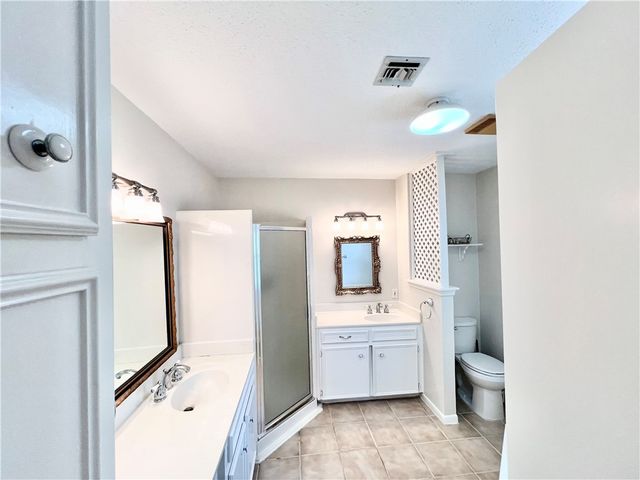 105 Chispa Dr, Portland, TX 78374