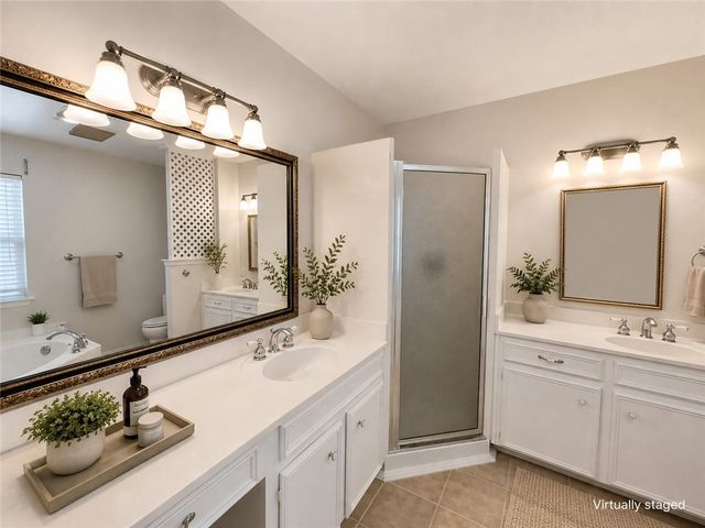 105 Chispa Dr, Portland, TX 78374