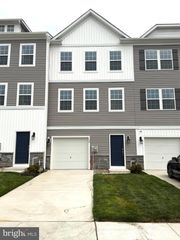 128 ESSEX DR, Sicklerville, NJ 08081