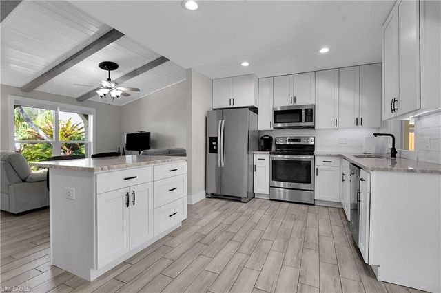 4013 SW 2nd PL, Cape Coral, FL 33914