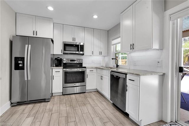 4013 SW 2nd PL, Cape Coral, FL 33914