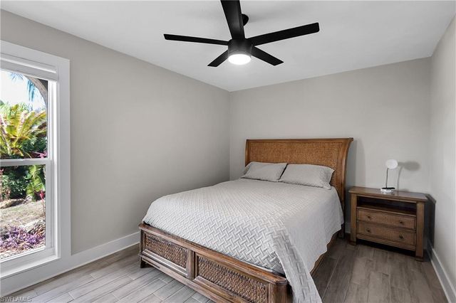 4013 SW 2nd PL, Cape Coral, FL 33914