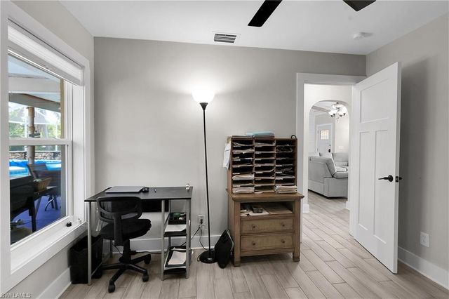 4013 SW 2nd PL, Cape Coral, FL 33914