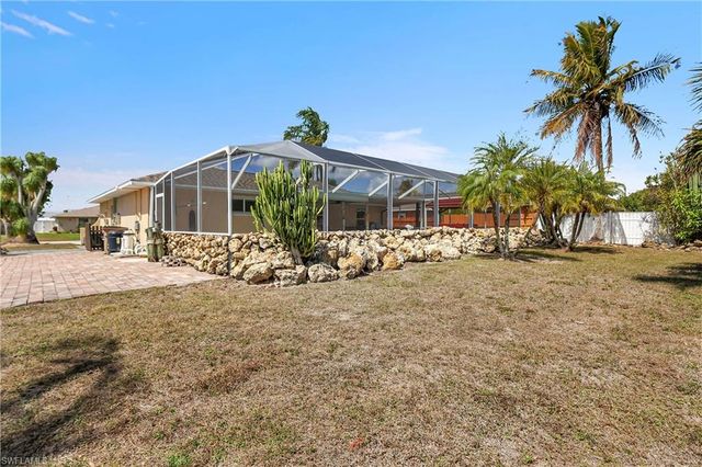 4013 SW 2nd PL, Cape Coral, FL 33914