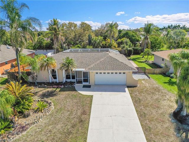 4013 SW 2nd PL, Cape Coral, FL 33914