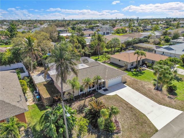 4013 SW 2nd PL, Cape Coral, FL 33914