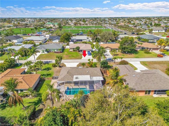 4013 SW 2nd PL, Cape Coral, FL 33914