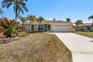 4013 SW 2nd PL, Cape Coral, FL 33914