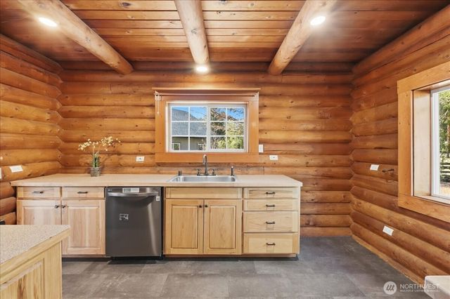 11124 Mountain View Drive, Granite Falls, WA 98525