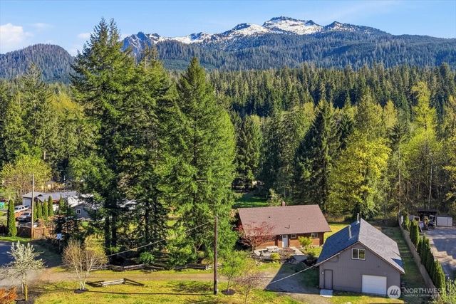 11124 Mountain View Drive, Granite Falls, WA 98525