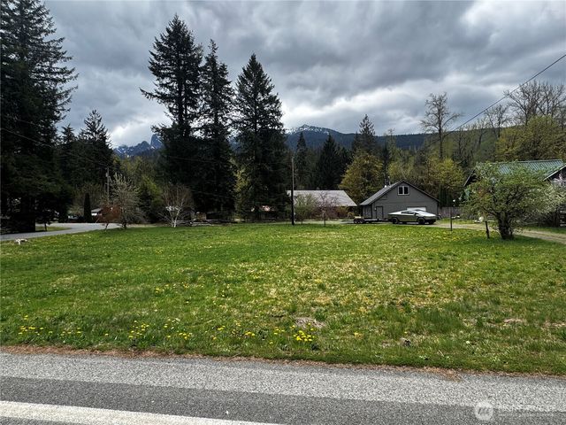 11124 Mountain View Drive, Granite Falls, WA 98525