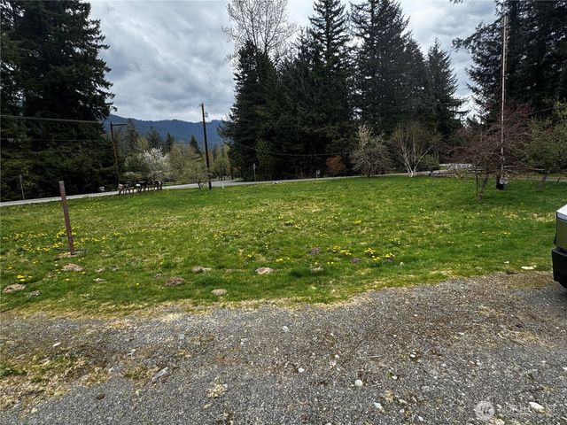11124 Mountain View Drive, Granite Falls, WA 98525