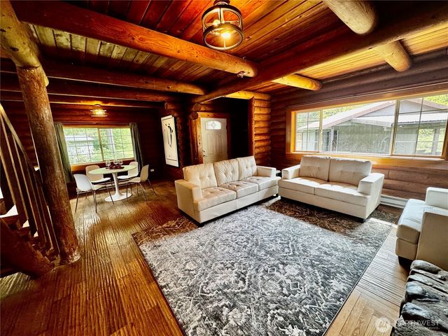 11124 Mountain View Drive, Granite Falls, WA 98525