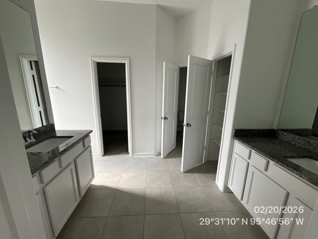 3719 Aspen Springs Drive, Rosenberg, TX 77469