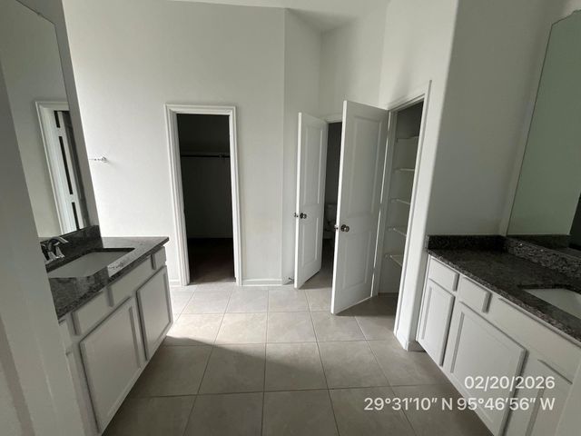 3719 Aspen Springs Drive, Rosenberg, TX 77469