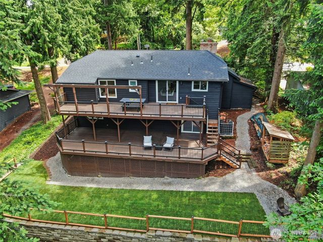145 Mt Pilchuck Avenue SW, Issaquah, WA 98027