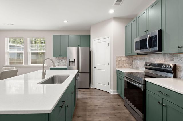 103 Cooper Drive, Summerville, SC 29483