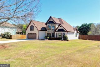 408 Beech Hollow Trail, Loganville, GA 30052