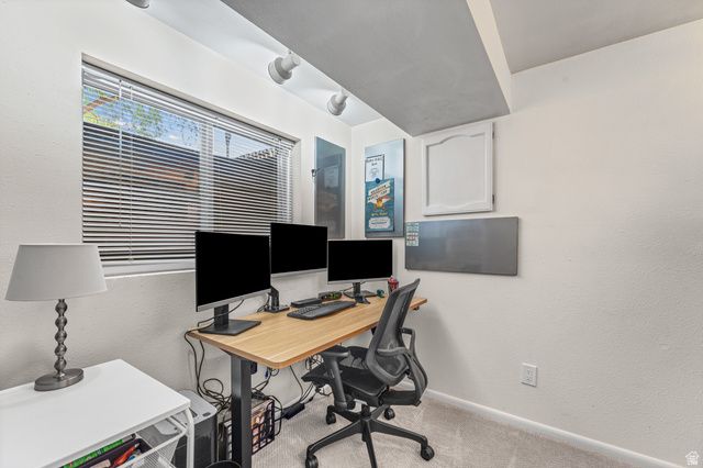 7268 S MACINTOSH LN, Cottonwood Heights, UT 84121