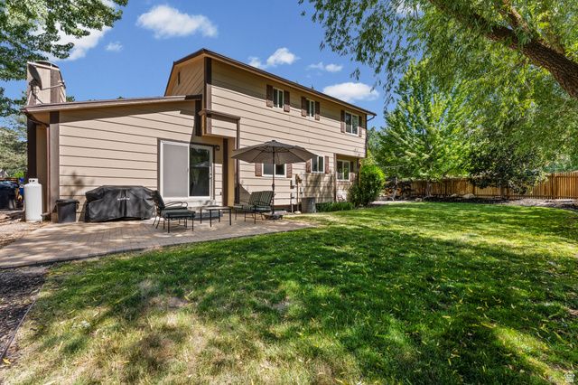 7268 S MACINTOSH LN, Cottonwood Heights, UT 84121