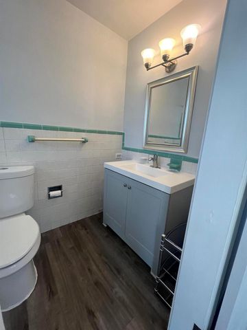 1421 SE 2nd Street E, Deerfield Beach, FL 33441