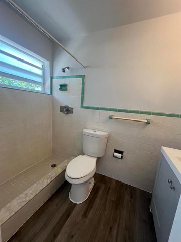 1421 SE 2nd Street E, Deerfield Beach, FL 33441