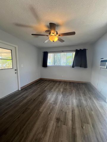 1421 SE 2nd Street E, Deerfield Beach, FL 33441