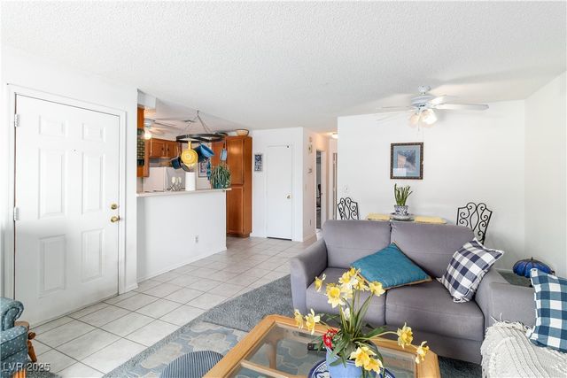 2192 Aspen Mirror Way 102, Laughlin, NV 89029