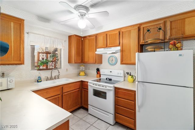 2192 Aspen Mirror Way 102, Laughlin, NV 89029