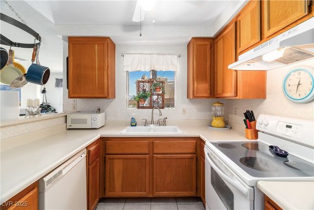 2192 Aspen Mirror Way 102, Laughlin, NV 89029